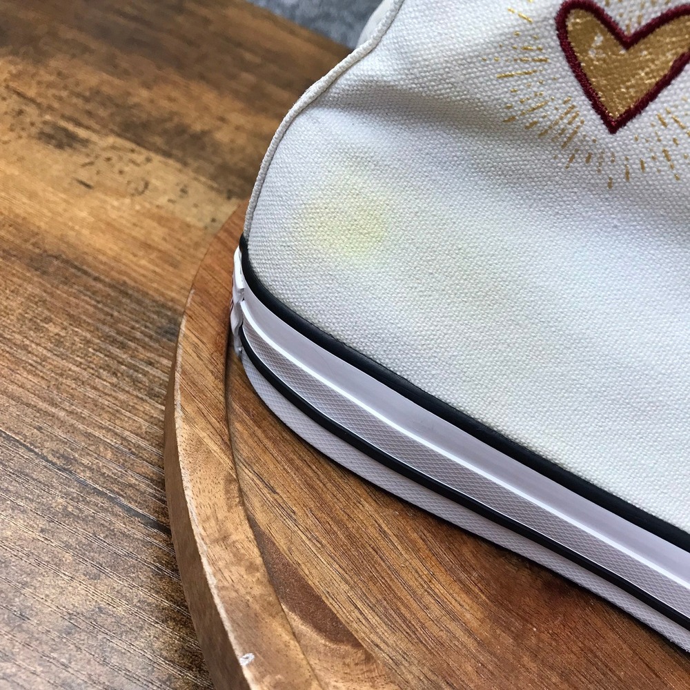 Converse Chuck Taylor All Star High Top Valentines Day Sneakers Women 10 White - Picture 2 of 16